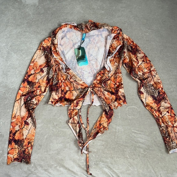 Jaded London Tops - Jaded London leaf print shirt